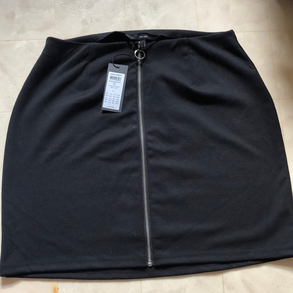 NEW Black Skirt